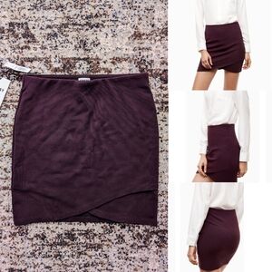 NWT Sunday Best Primrose Skirt Aritzia Sz Small